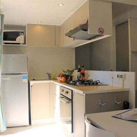 Mobile Homes By Kelair At Playa Montroig Camping Resort Tarragona Exterior photo