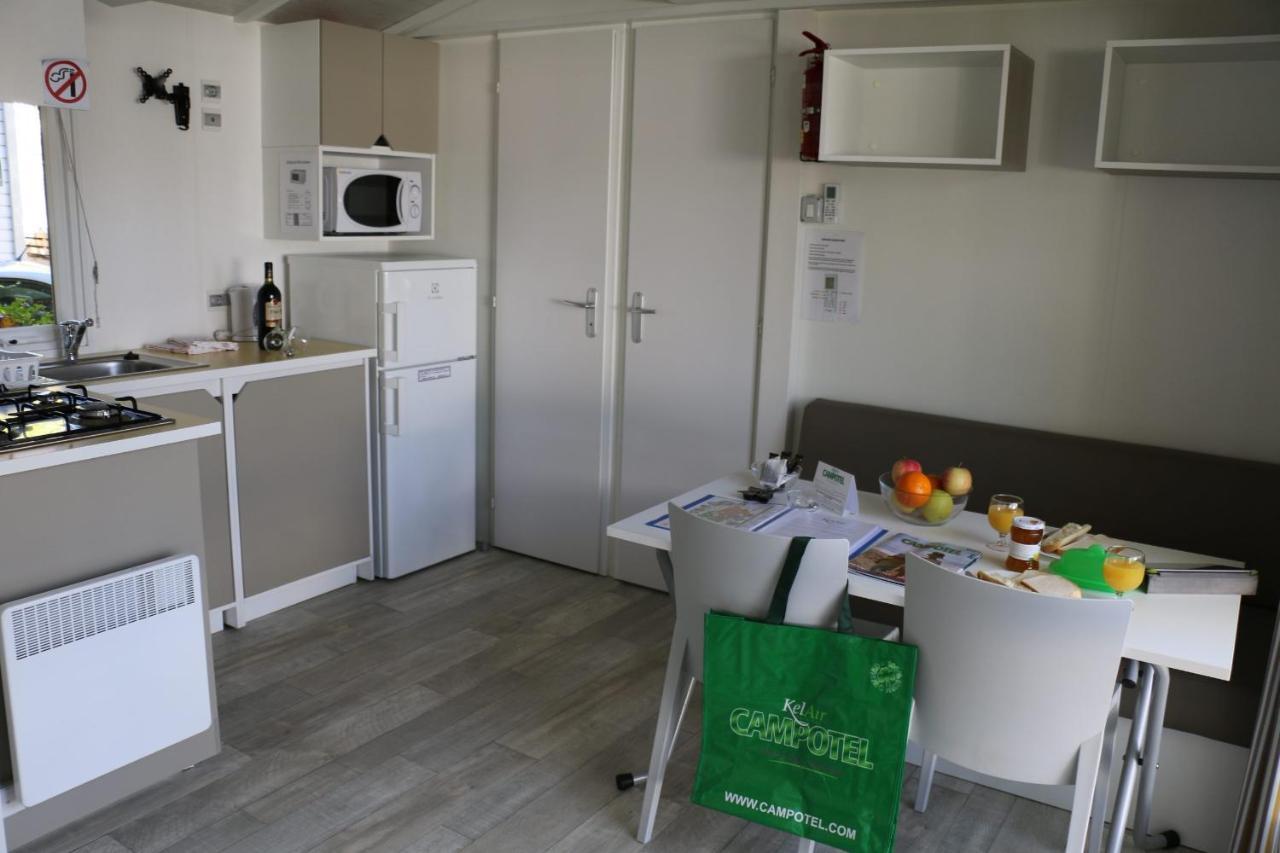 Mobile Homes By Kelair At Playa Montroig Camping Resort Tarragona Exterior photo
